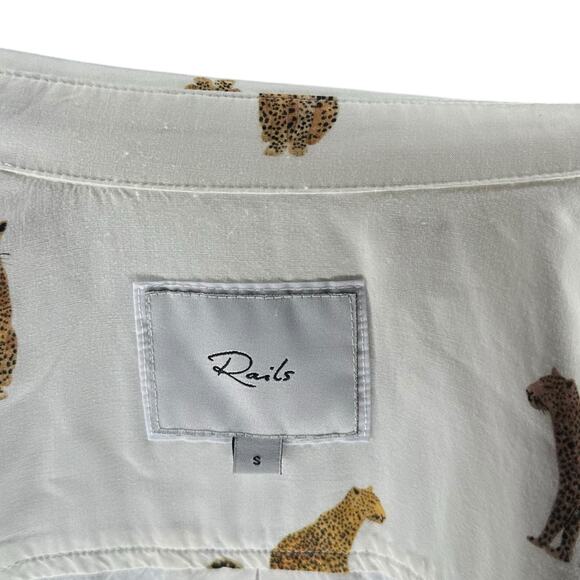 RAILS White Jaguar Print Long Sleeve Button Down Shirt Women's Size Small Animal - Picture 4 of 8